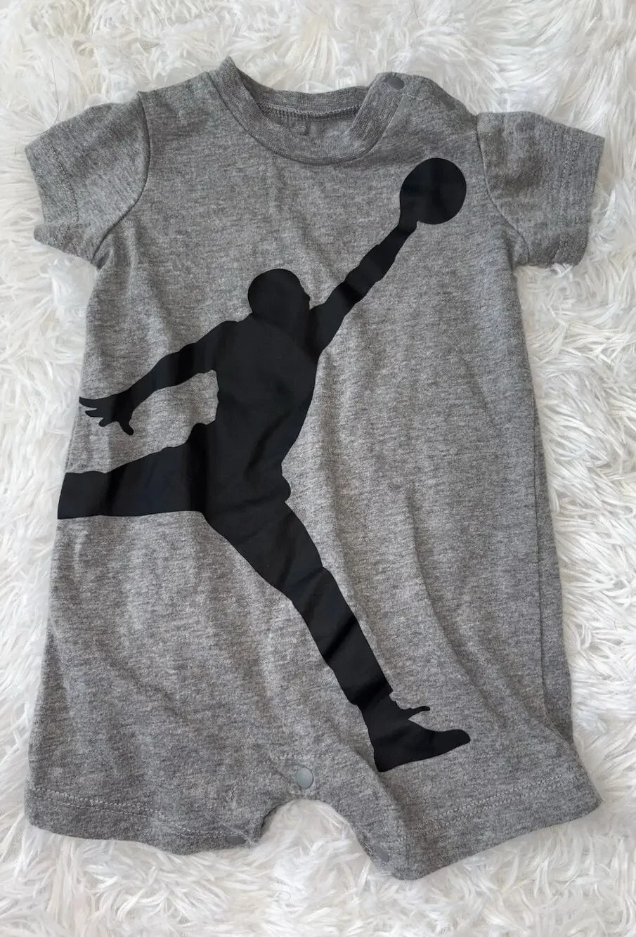 Nike Jordan Jumpman Sz. 0-3 Mo. One Pc. Gray Romper. Adorable, Grt. Shape